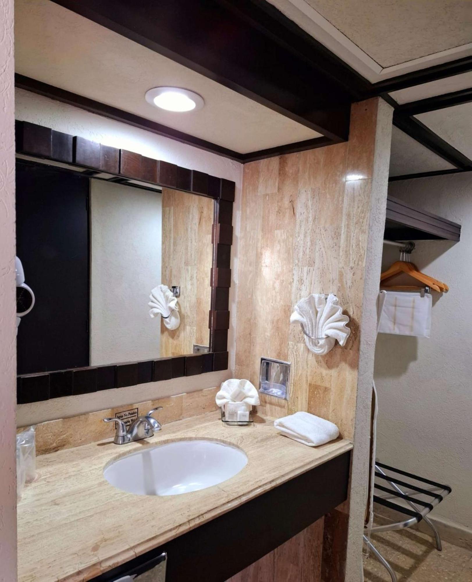 Best Western Hotel Posada Freeman Zona Dorada Mazatlan Luaran gambar